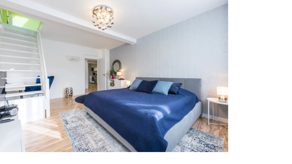 Promenade View Apartment
