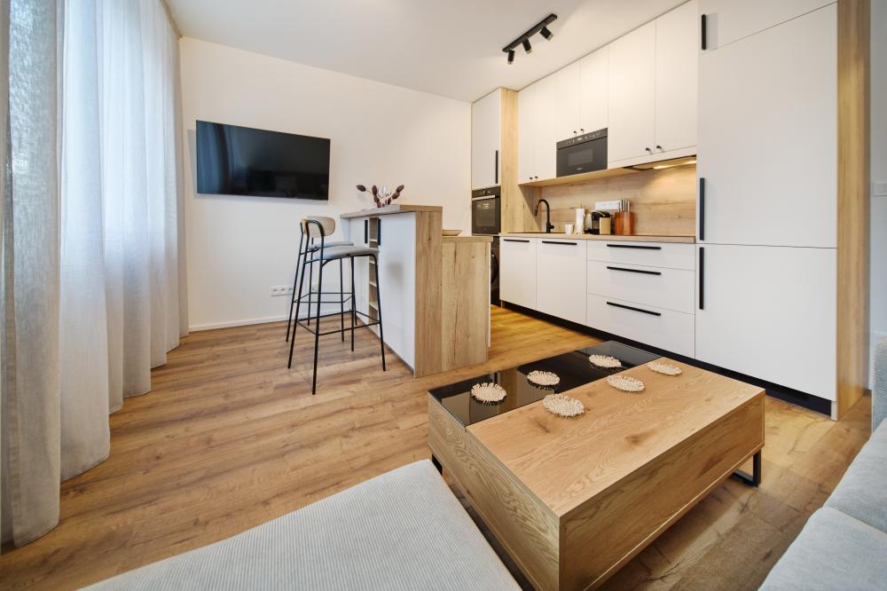 Topaz Apartment ČK